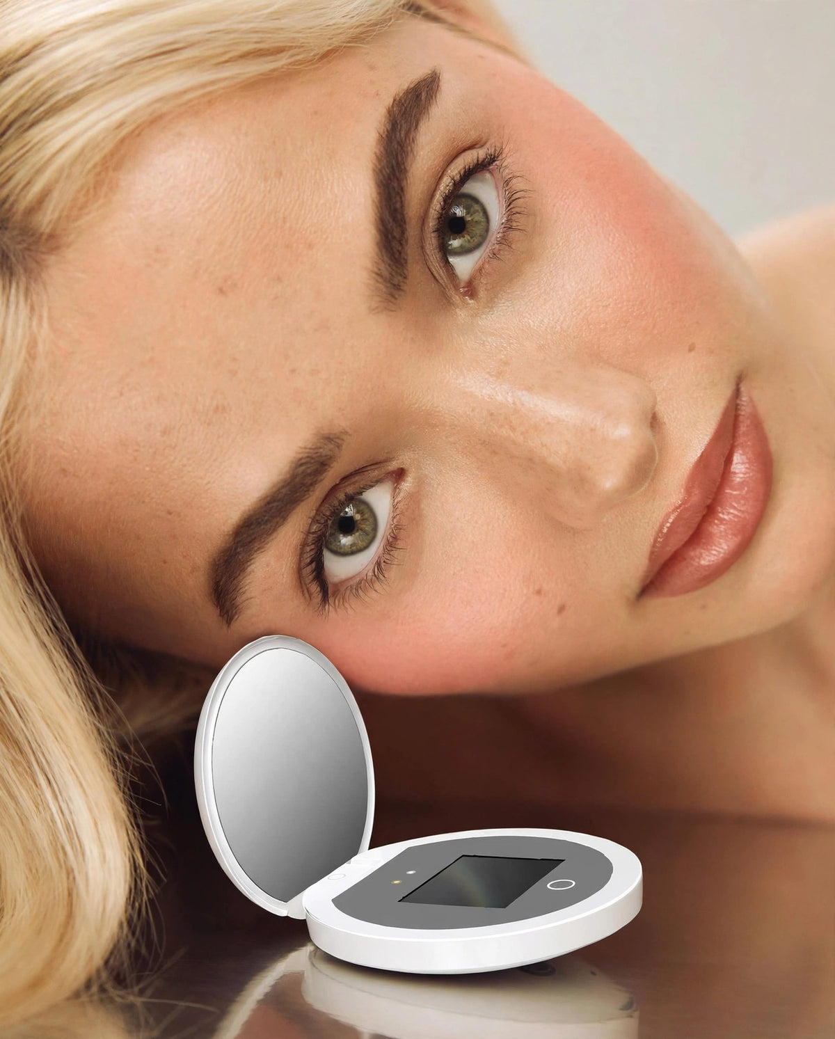 Portable Smart Skin Reveal™